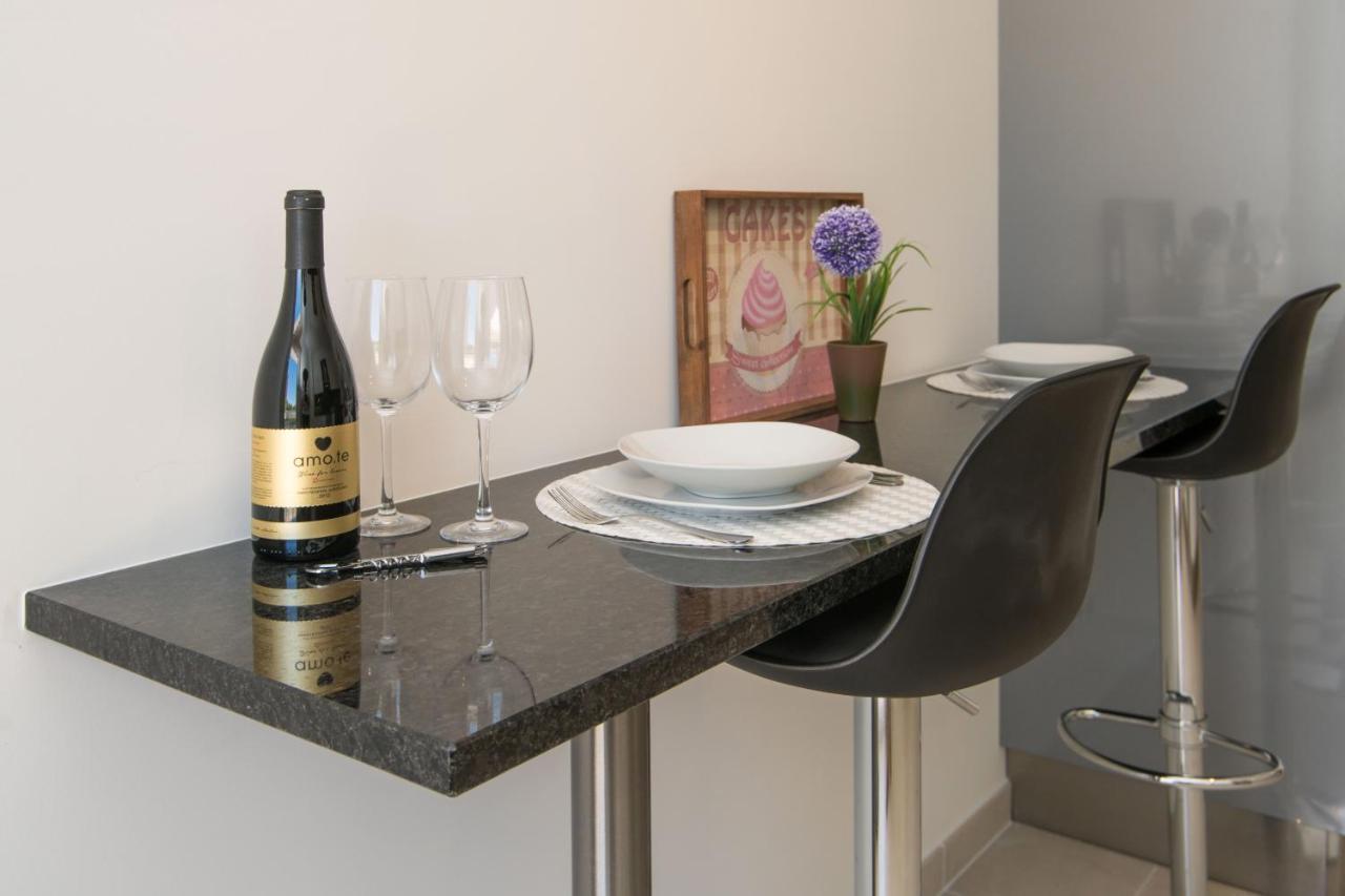 Central Modern 2 Bed Apartment Armação de Pêra Eksteriør bilde