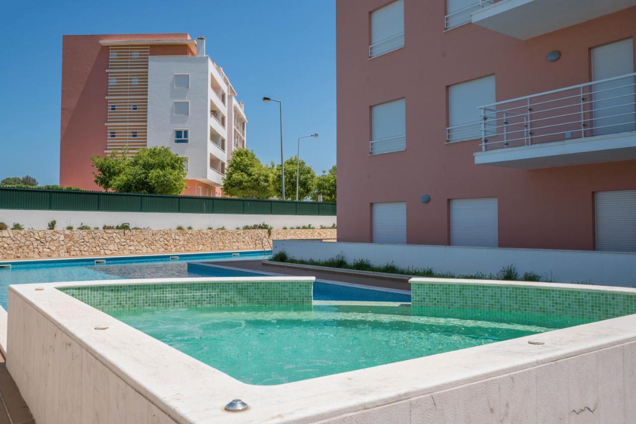 Central Modern 2 Bed Apartment Armação de Pêra Eksteriør bilde